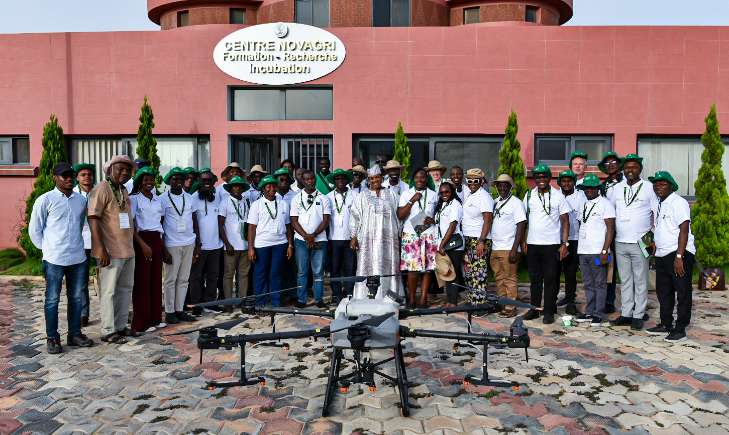 Group photo taken during the field visit at VITAGRO