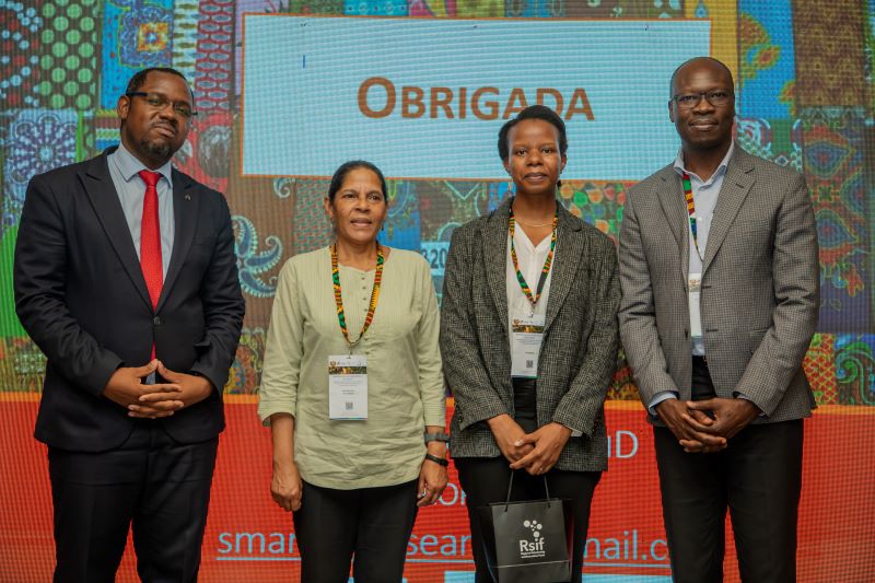 Dr Dr Calado Muinga, Dr Ana Menezes, Dr Raquel Matavele Chisumba and Dr Julius Ecuru pose for a group photo at the closing ceremony.