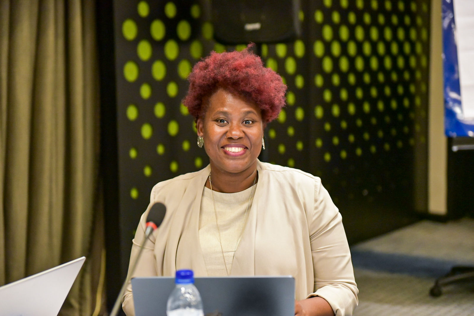 Dr Sandra Manuel explaining various gender concepts.